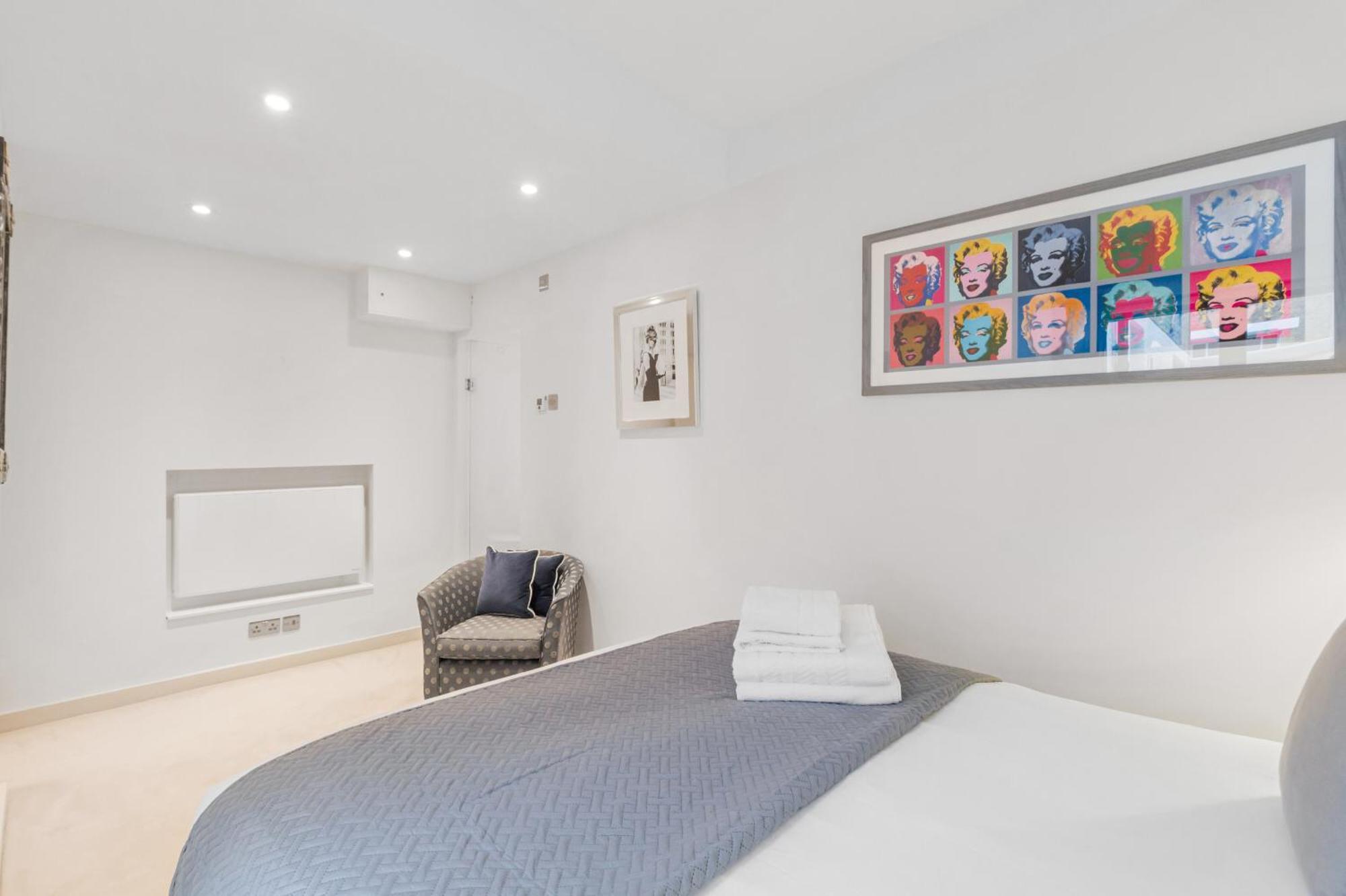 Luxurious Townhouse - La Reserve Knightsbridge * Londra