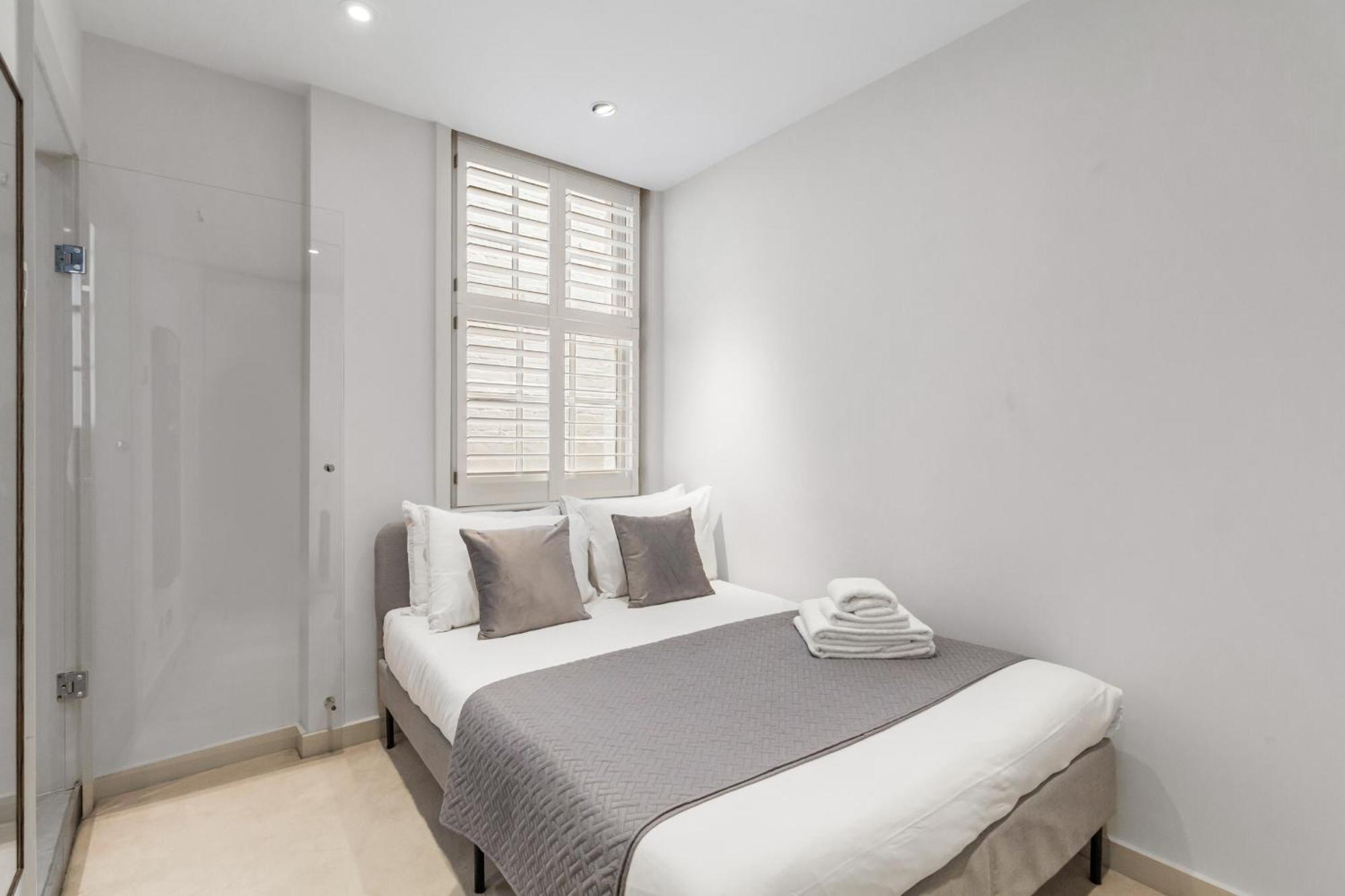 Luxurious Townhouse - La Reserve Knightsbridge Apartament